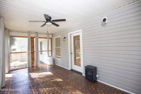 Exterior - 185 N Peach St, Pinebluff, NC 28373 photo 6 of 11