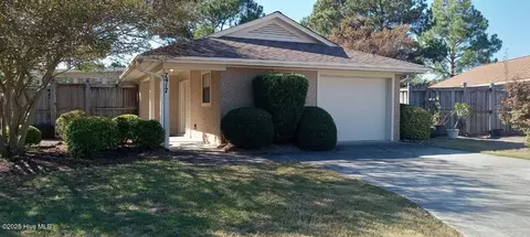 7417 Montfaye Ct, Wilmington, NC 28411