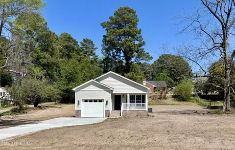 6735 Hill St, Grifton, NC 28530