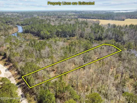 314 Clearview Dr, Holly Ridge, NC 28445