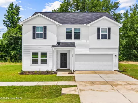 618 S Squires Run Ln, Richlands, NC 28574