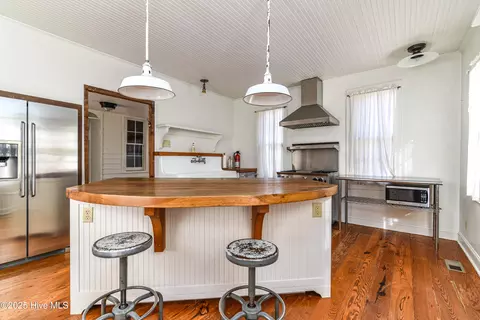 Kitchen - 625 W Main St, Murfreesboro, NC 27855 photo 2 of 4