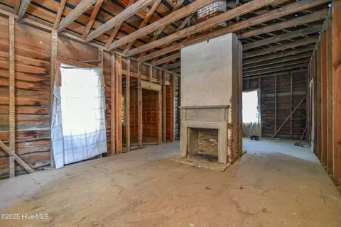 Bedroom - 625 W Main St, Murfreesboro, NC 27855 photo 13 of 15