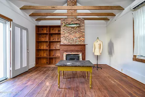 Living - 625 W Main St, Murfreesboro, NC 27855 photo 3 of 3
