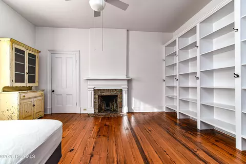 Bedroom - 625 W Main St, Murfreesboro, NC 27855 photo 11 of 15