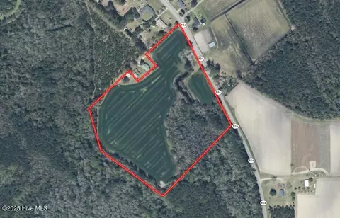 7 Conway Rd, Fair Bluff, NC 28439 photo 2