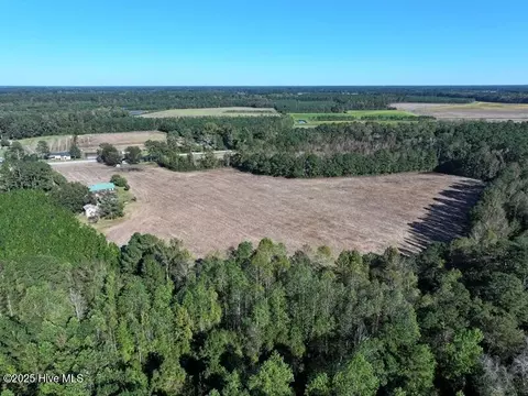 7 Conway Rd, Fair Bluff, NC 28439 photo 10