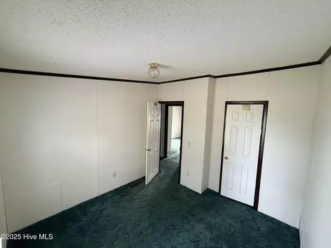 Bedroom - 90 Alexander Ln, Clinton, NC 28328 photo 3 of 3