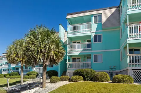 301 E Commerce Way Rd #252, Atlantic Beach, NC 28512