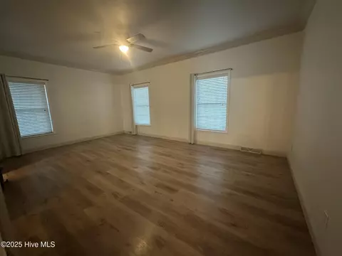 Living - 5735 Fire Dept Rd, Williamston, NC 27892 photo 6 of 9