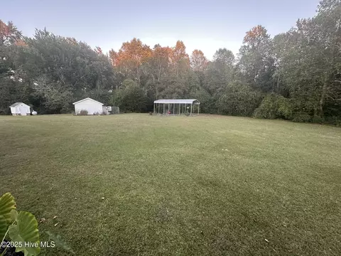 Exterior - 5735 Fire Dept Rd, Williamston, NC 27892 photo 5 of 12