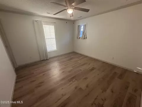 Bedroom - 5735 Fire Dept Rd, Williamston, NC 27892 photo 4 of 6