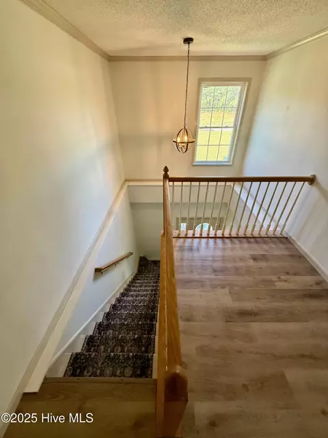 Entry Way - 5735 Fire Dept Rd, Williamston, NC 27892 photo 3 of 4