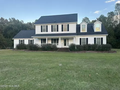 5735 Fire Dept Rd, Williamston, NC 27892