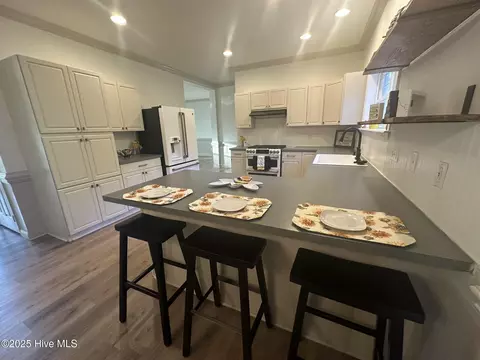 Kitchen - 5735 Fire Dept Rd, Williamston, NC 27892 photo 1 of 6