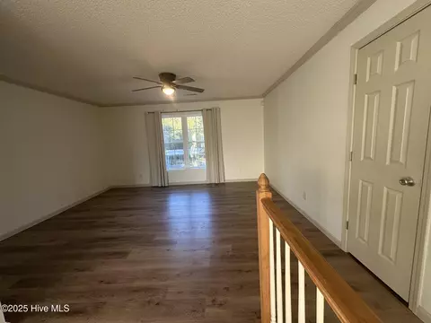 Living - 5735 Fire Dept Rd, Williamston, NC 27892 photo 3 of 9