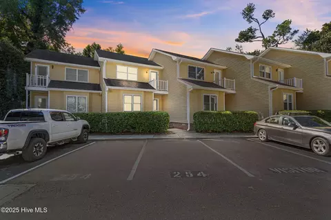 1800 Eastwood Rd #254, Wilmington, NC 28403