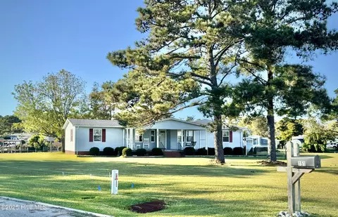 153 Edgewater Dr, Grandy, NC 27939