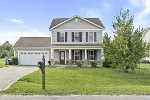 112 Wild Blossom Ct, Richlands, NC 28574