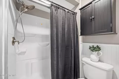 Bath - 724 Azalea Dr #439, Hampstead, NC 28443 photo 5 of 6