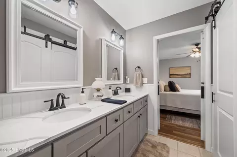 Bath - 724 Azalea Dr #439, Hampstead, NC 28443 photo 6 of 6