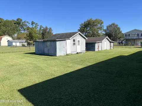 Exterior - 309 Mcdaniel Dr, Beaufort, NC 28516 photo 4 of 4