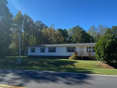2073 Herring Run Rd, Blounts Creek, NC 27814