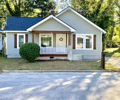 1006 Washington St E, Wilson, NC 27893