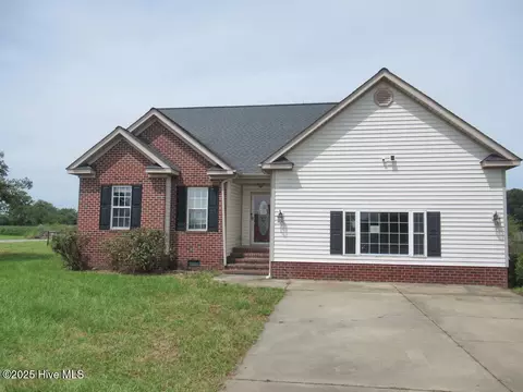 201 Heron Dr, Goldsboro, NC 27534