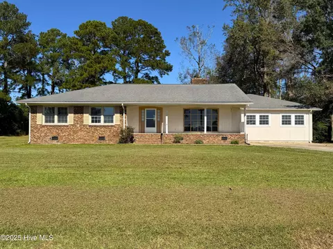 772 Foreman Ln, Belhaven, NC 27810