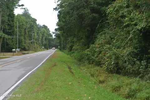 580 Straits Rd, Gloucester, NC 28528 photo 16