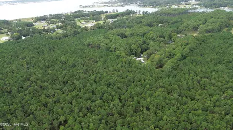 580 Straits Rd, Gloucester, NC 28528 photo 12