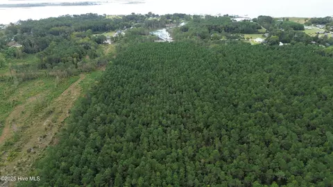 580 Straits Rd, Gloucester, NC 28528 photo 11
