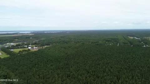 580 Straits Rd, Gloucester, NC 28528 photo 9