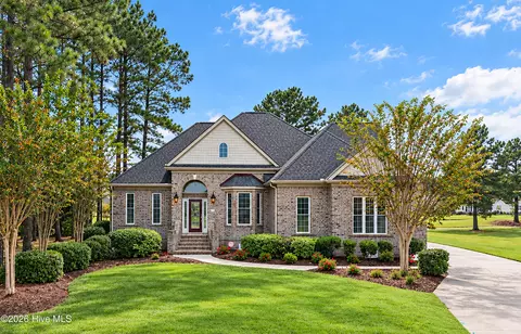 433 Crow Creek Dr NW, Calabash, NC 28467