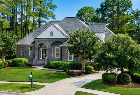 433 Crow Creek Dr NW, Calabash, NC 28467