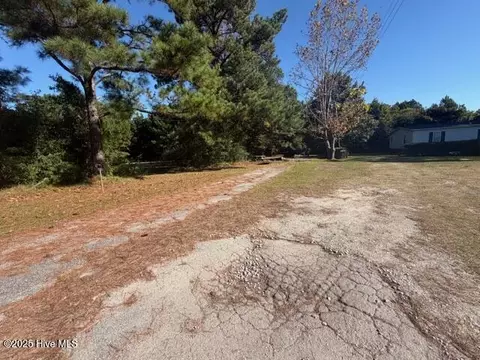 349 C Bell Fork Rd, Jacksonville, NC 28540