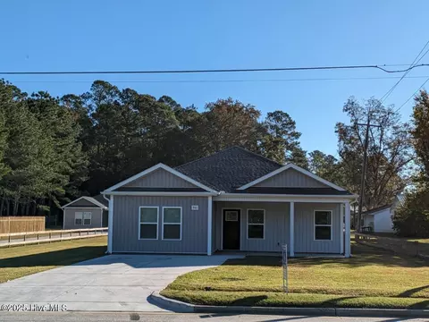 941 Hickman Rd, Tabor City, NC 28463