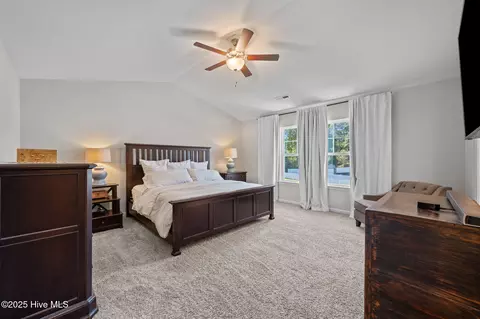 Bedroom - 120 Persimmon Dr, New Bern, NC 28562 photo 1 of 7
