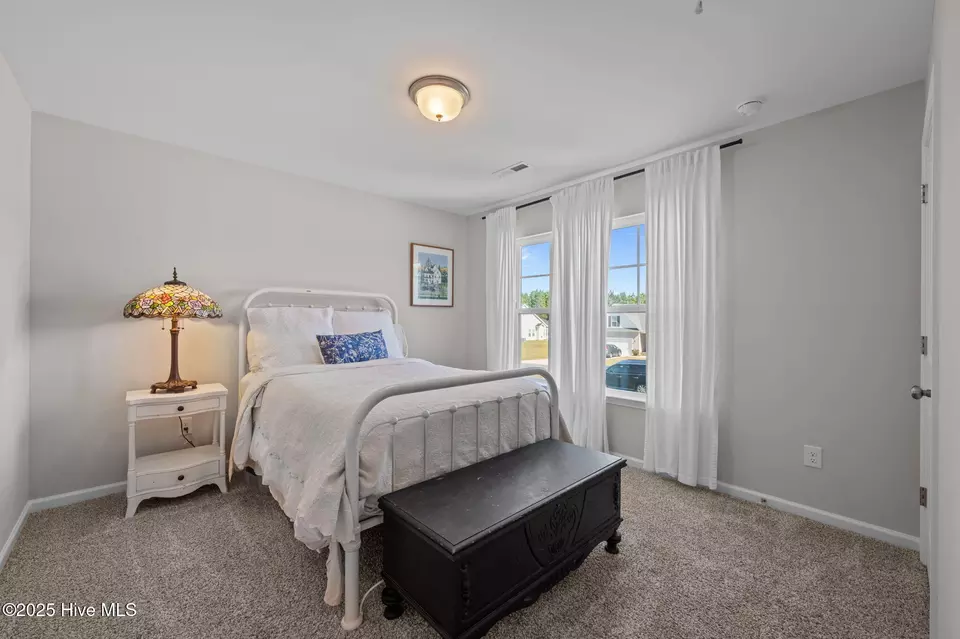 Bedroom - 120 Persimmon Dr, New Bern, NC 28562 photo 4 of 7