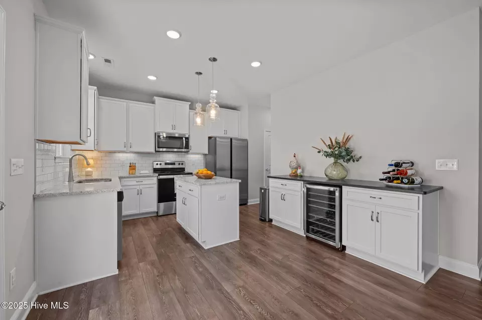 Kitchen - 120 Persimmon Dr, New Bern, NC 28562 photo 1 of 4