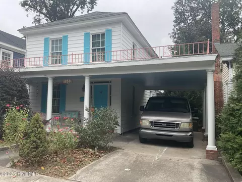 414 E 2nd St, Washington, NC 27889