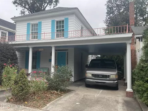 414 E 2nd St, Washington, NC 27889