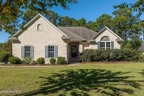102 Whimbrel Way, Hampstead, NC 28443