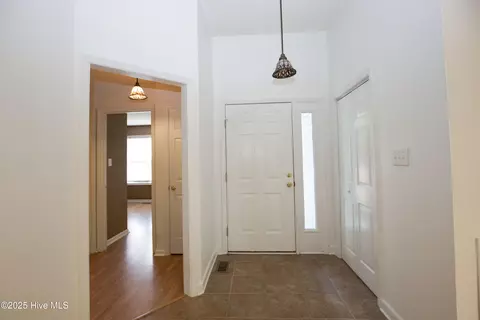 Entry Way - 1 Georgia Ct, Pinehurst, NC 28374 photo 1 of 3