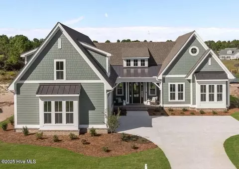 3270 Beaver Creek Dr SE, Southport, NC 28461