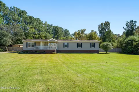 347 Turkey Creek Rd, Rocky Point, NC 28457