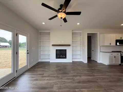 53 Sundrops Trl, Dunn, NC 28334 photo 7