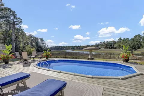 Exterior - 102 Osprey Nest Ln, Hampstead, NC 28443 photo 5 of 14
