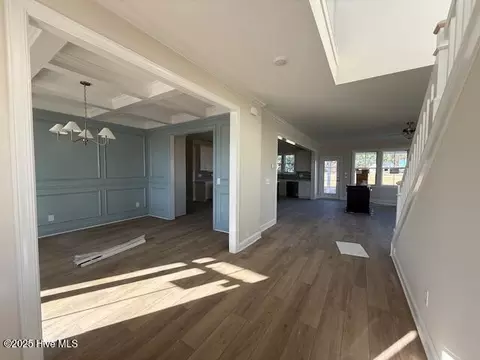 Entry Way - 810 Tupelo Tree Dr, Hubert, NC 28539 photo 1 of 6